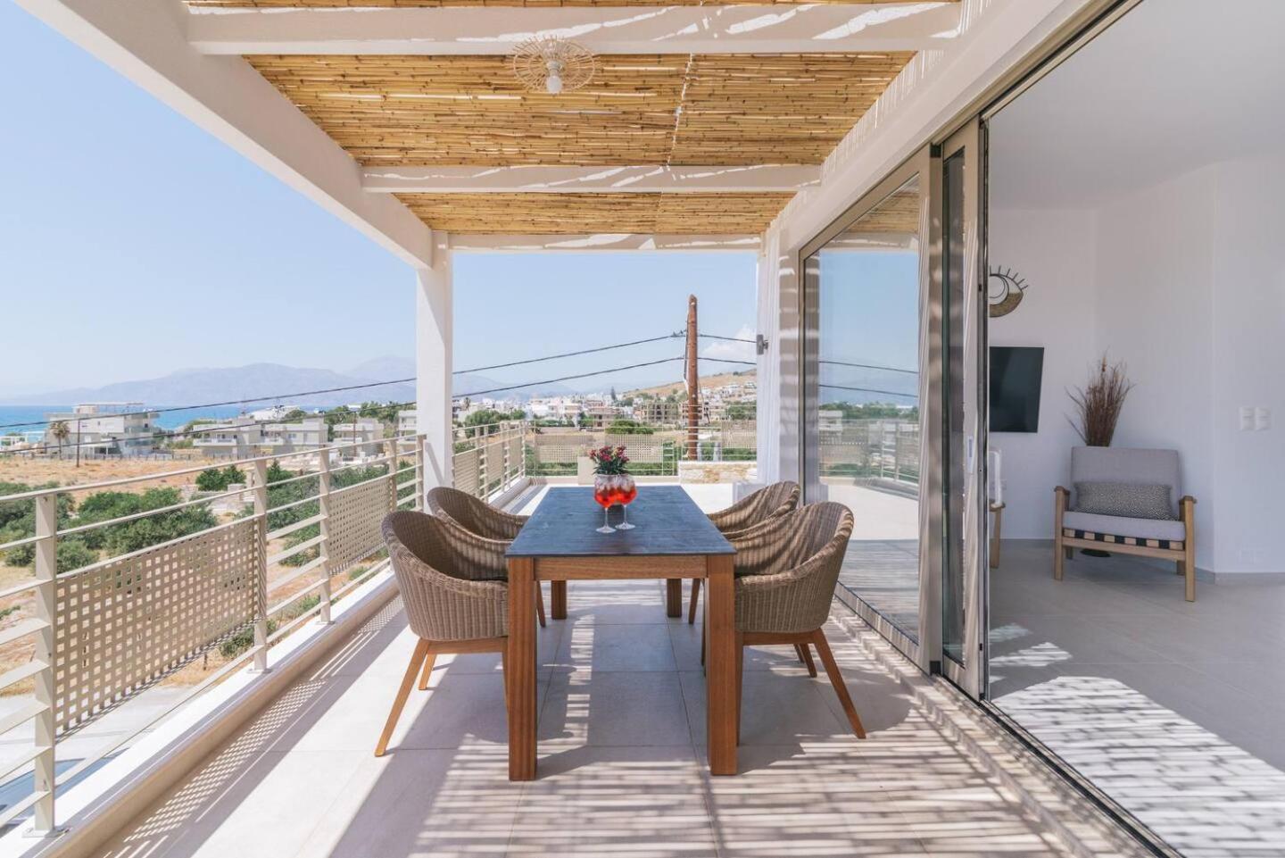 Ammokrinos Luxury Homes,150M From The Beach Kalamaki  Zewnętrze zdjęcie