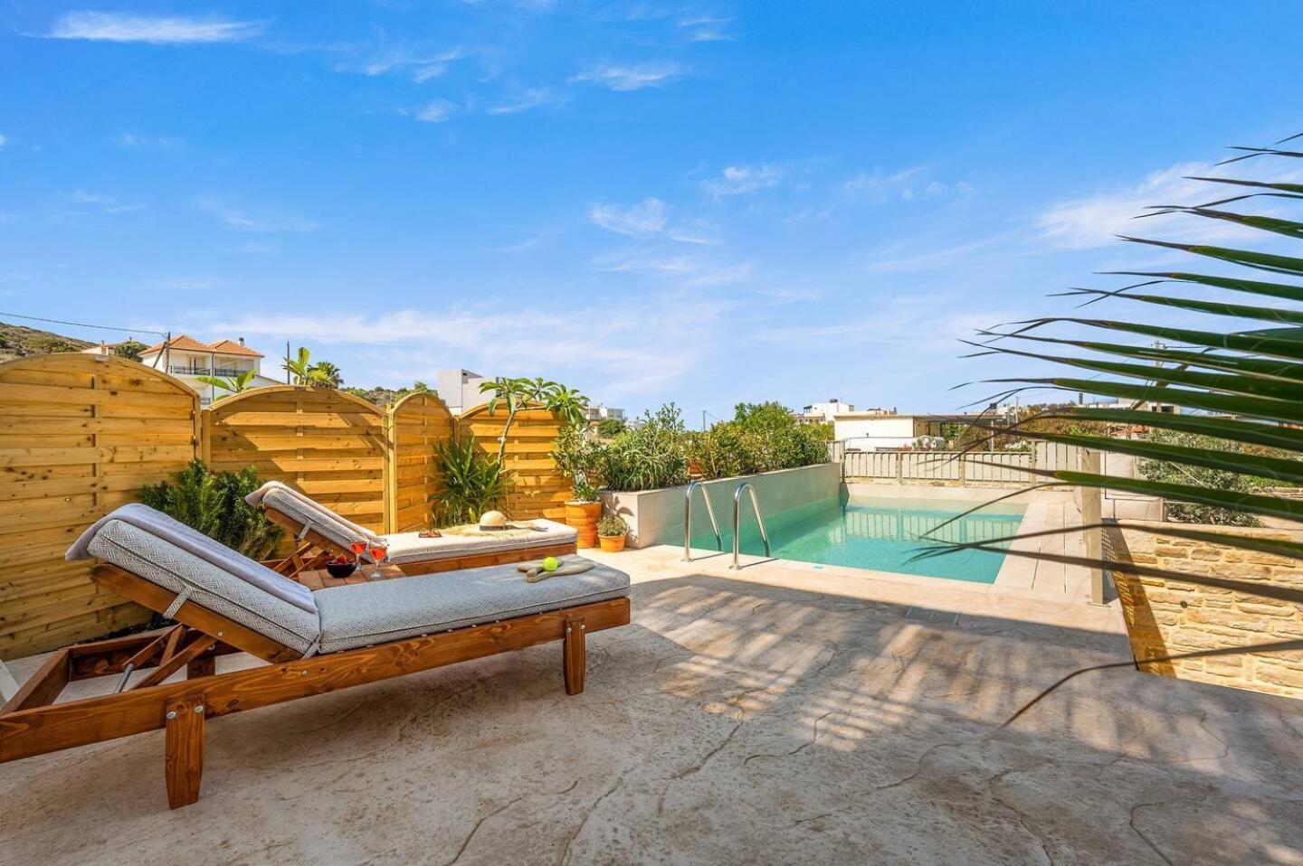 Ammokrinos Luxury Homes,150M From The Beach Kalamaki  Zewnętrze zdjęcie