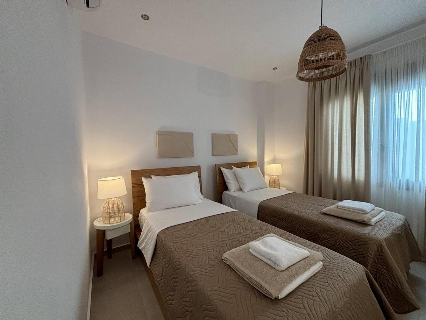 Ammokrinos Luxury Homes,150M From The Beach Kalamaki  Zewnętrze zdjęcie
