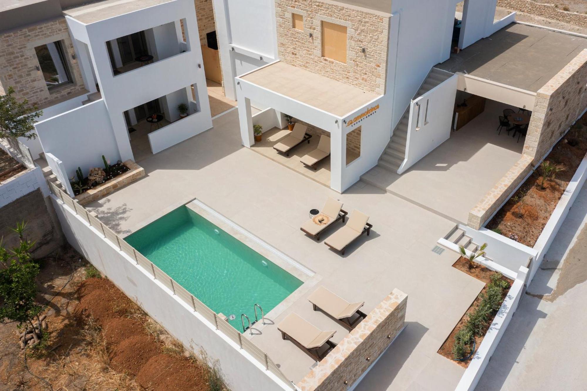 Ammokrinos Luxury Homes,150M From The Beach Kalamaki  Zewnętrze zdjęcie