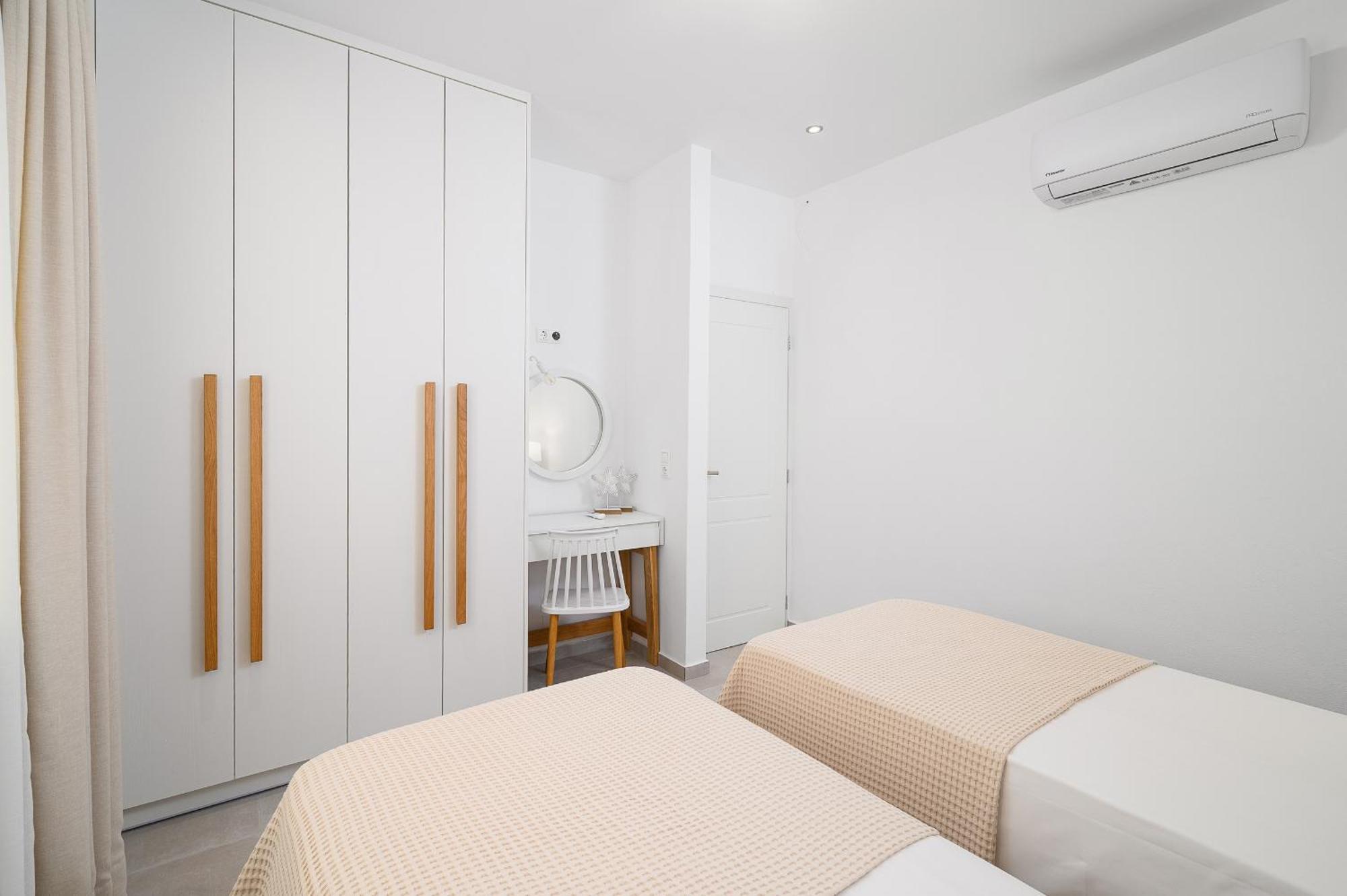 Ammokrinos Luxury Homes,150M From The Beach Kalamaki  Zewnętrze zdjęcie