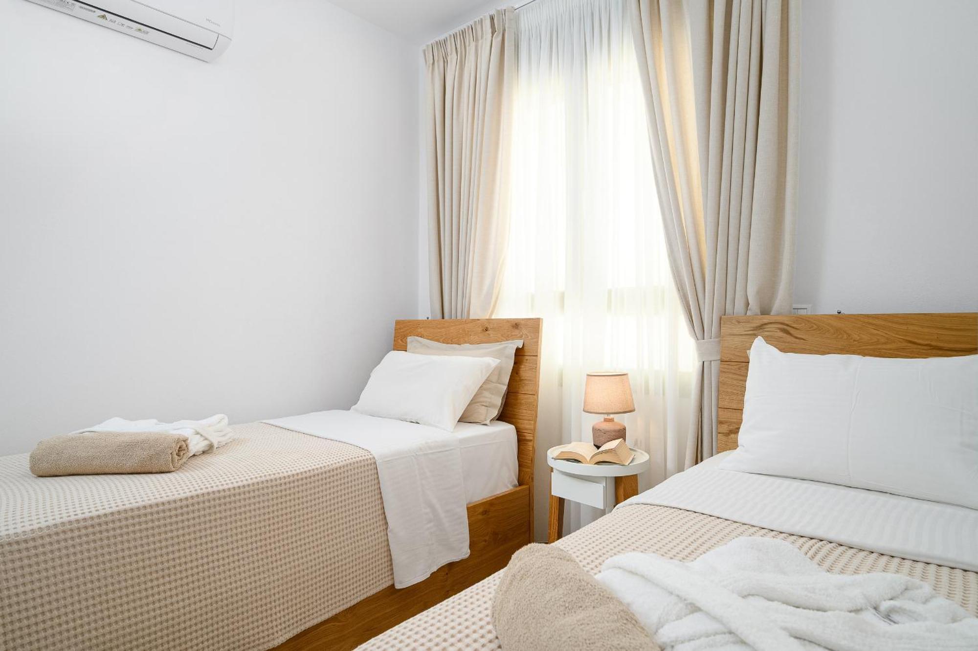 Ammokrinos Luxury Homes,150M From The Beach Kalamaki  Zewnętrze zdjęcie