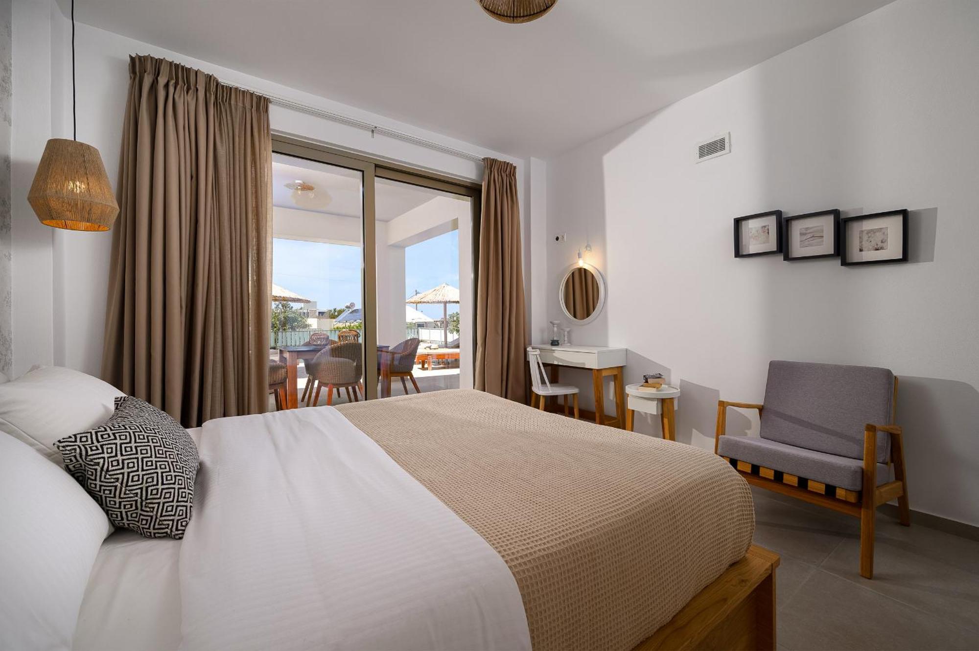 Ammokrinos Luxury Homes,150M From The Beach Kalamaki  Zewnętrze zdjęcie