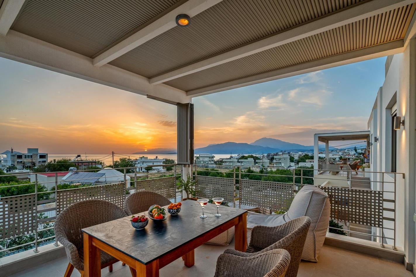 Ammokrinos Luxury Homes,150M From The Beach Kalamaki  Zewnętrze zdjęcie