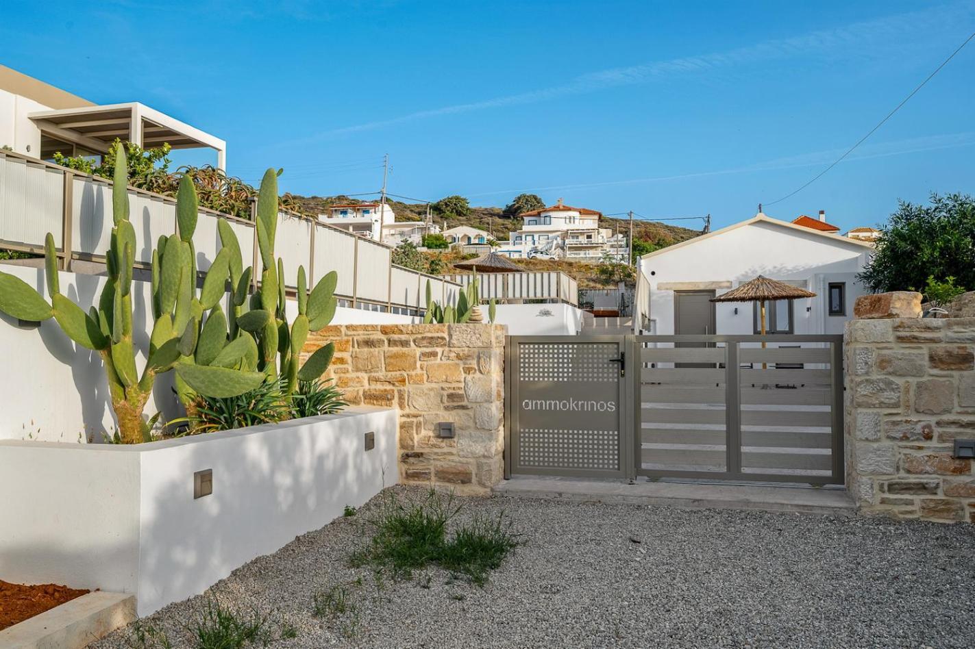 Ammokrinos Luxury Homes,150M From The Beach Kalamaki  Zewnętrze zdjęcie