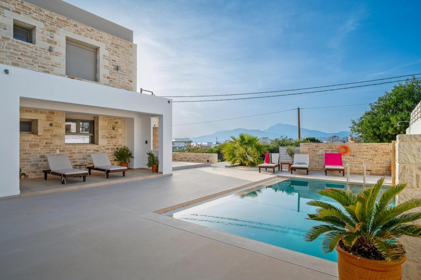Ammokrinos Luxury Homes,150M From The Beach Kalamaki  Zewnętrze zdjęcie